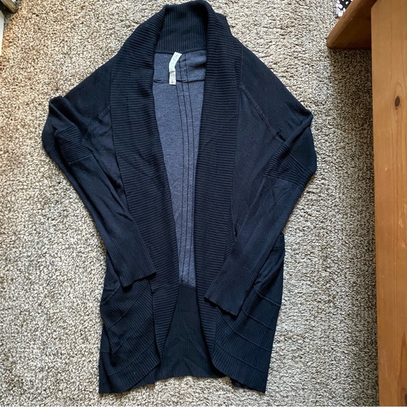 Lululemon 8 Transformation Cardigan Black Gray Reversible Pocket Open Front, I - Picture 1 of 7